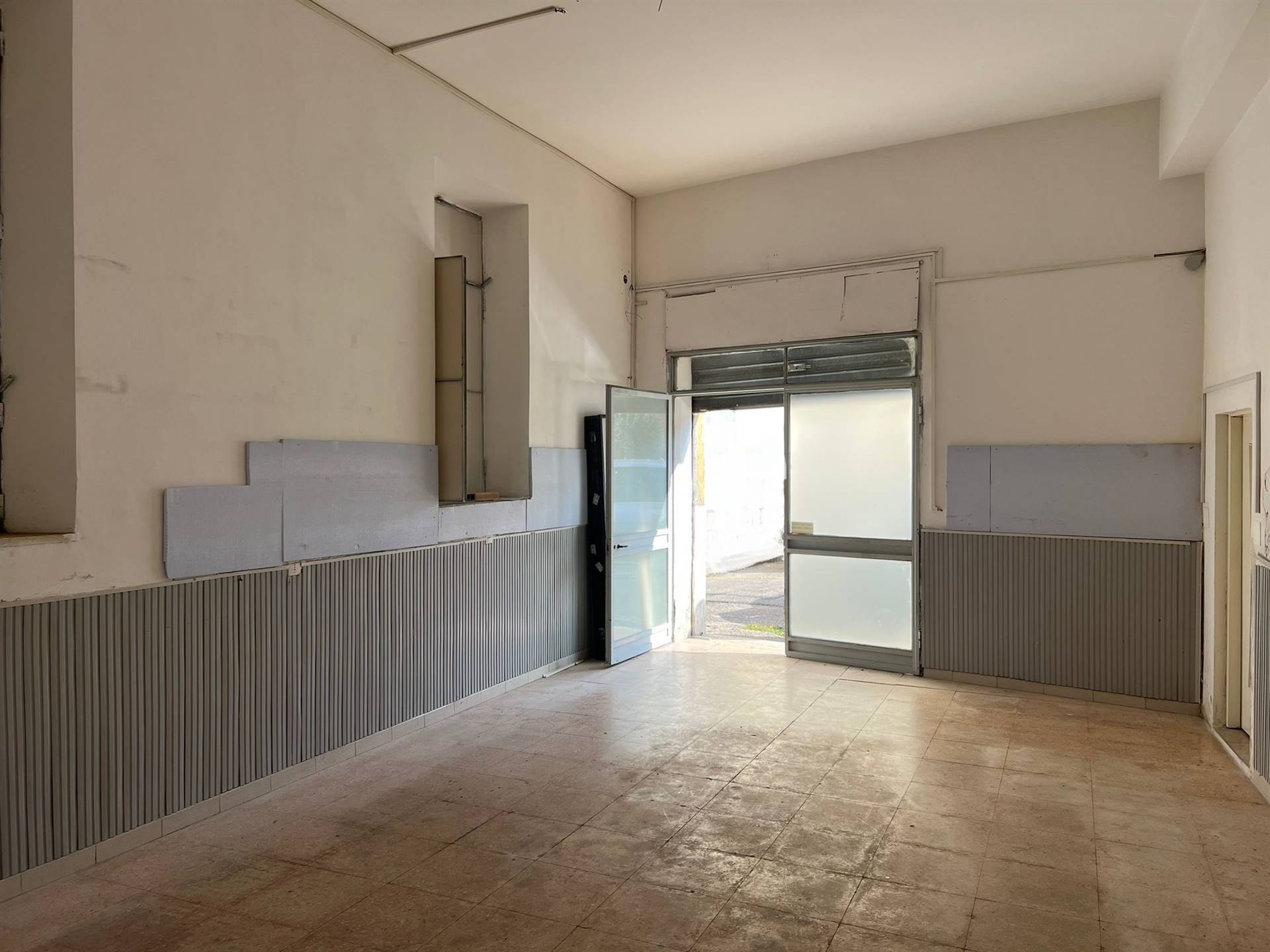 Loft / Openspace in vendita a Terracina, 2 locali, zona Località: CENTRALE, prezzo € 75.000 | CambioCasa.it