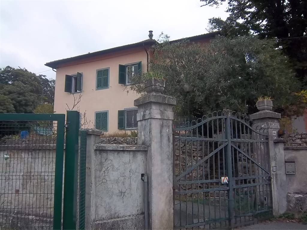 Villa in vendita a La Spezia, 15 locali, zona Località: LIMONE, Trattative riservate | PortaleAgenzieImmobiliari.it