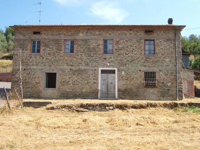 Rustico / Casale in vendita a Casola in Lunigiana, 5 locali, prezzo € 100.000 | PortaleAgenzieImmobiliari.it