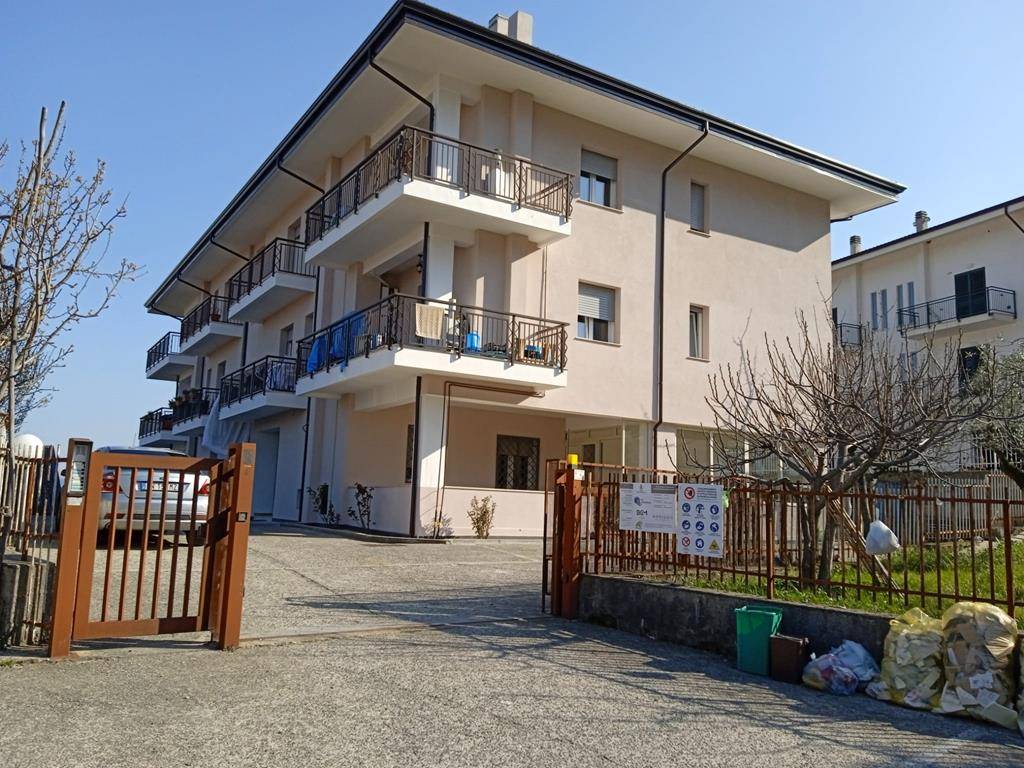 Appartamento in affitto a Marano Marchesato, 3 locali, prezzo € 350 | CambioCasa.it
