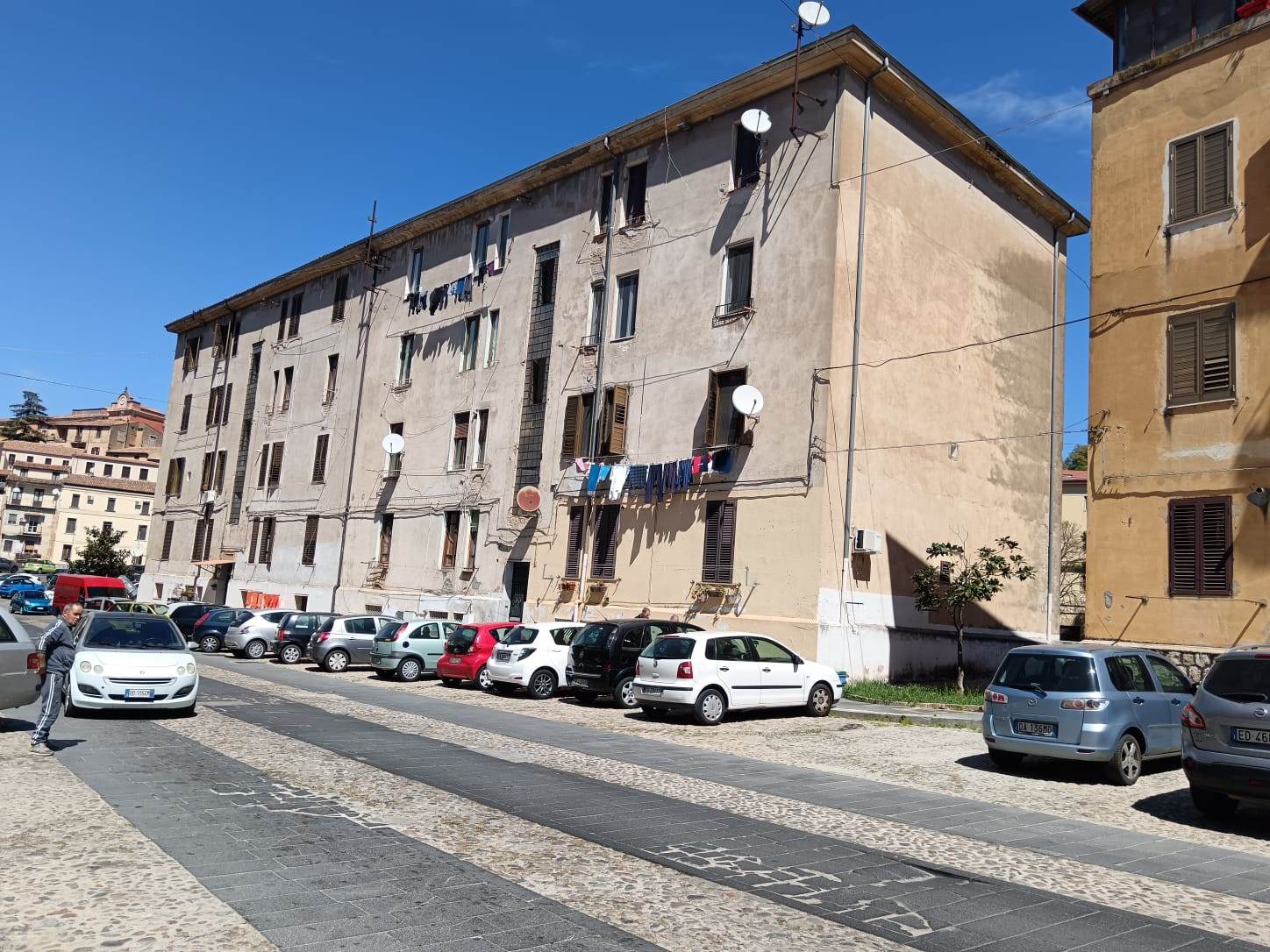 Appartamento in vendita a Cosenza, 3 locali, zona ro Storico, prezzo € 35.000 | PortaleAgenzieImmobiliari.it