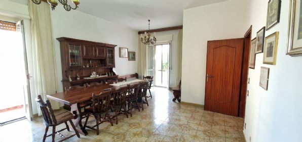 Appartamento in vendita a Tarquinia, 6 locali, prezzo € 220.000 | PortaleAgenzieImmobiliari.it