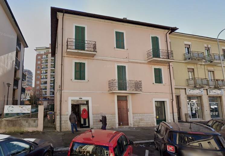 Soluzione Indipendente in vendita a Terni, 5 locali, zona centro, prezzo € 160.000 | PortaleAgenzieImmobiliari.it