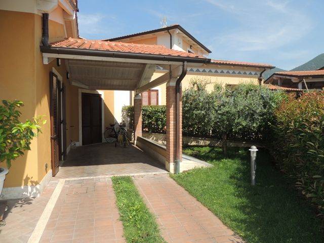 Villa Bifamiliare in vendita a Terni, 5 locali, prezzo € 430.000 | PortaleAgenzieImmobiliari.it