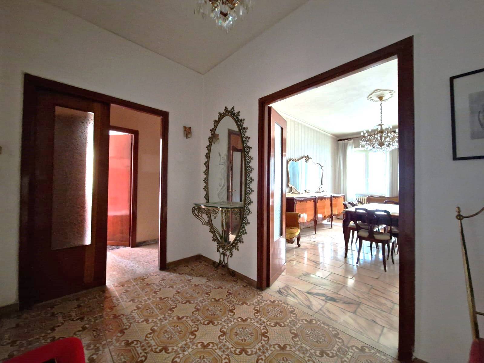 Appartamento in vendita a Viterbo, 4 locali, zona Località: ELLERA, prezzo € 128.000 | PortaleAgenzieImmobiliari.it