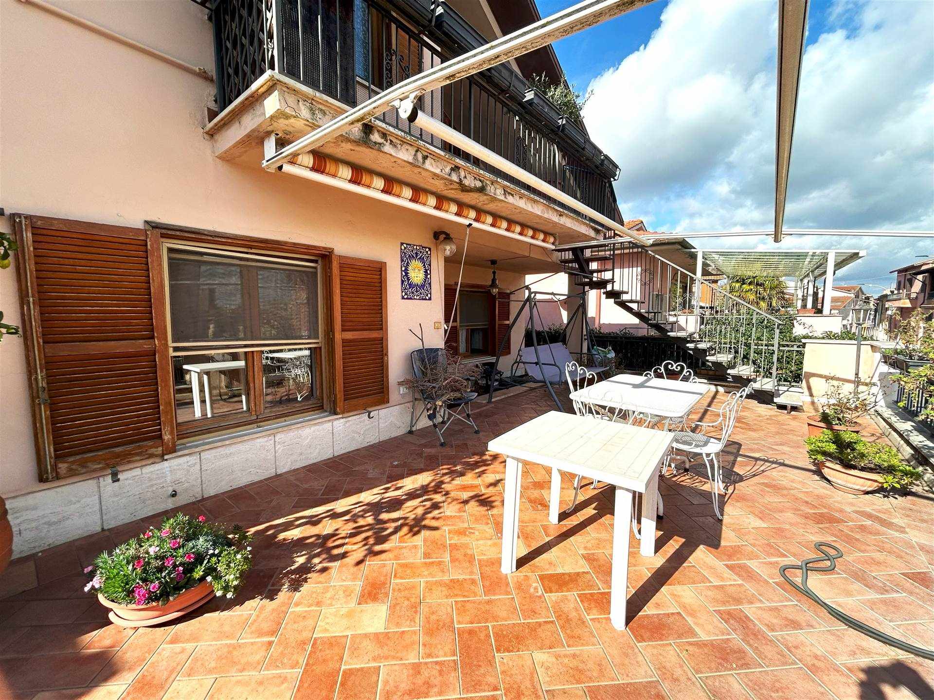 Villa in vendita a Tuscania, 10 locali, prezzo € 215.000 | PortaleAgenzieImmobiliari.it