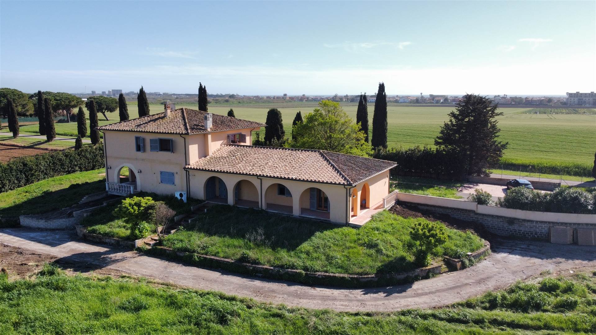 Villa in vendita a Tarquinia, 6 locali, zona Località: VOLTUNNA, prezzo € 750.000 | PortaleAgenzieImmobiliari.it