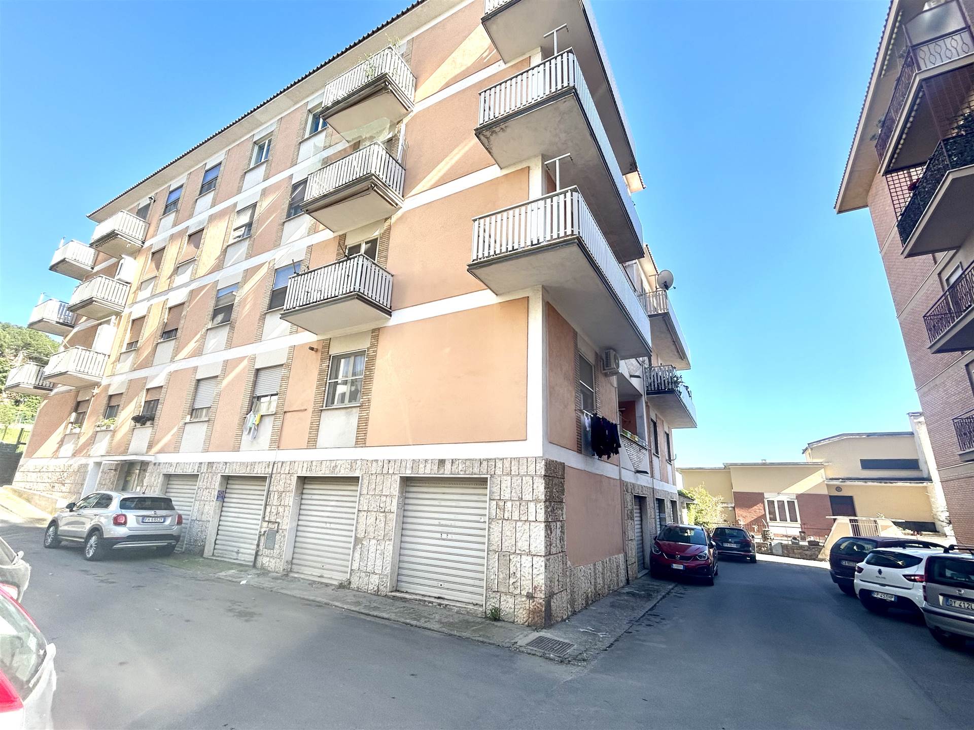 Appartamento in vendita a Tarquinia, 4 locali, prezzo € 100.000 | PortaleAgenzieImmobiliari.it