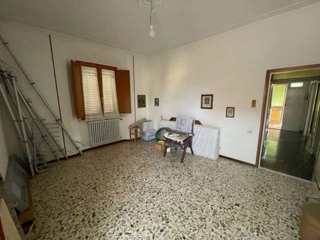 Villa in vendita a Pomarance, 4 locali, prezzo € 170.000 | PortaleAgenzieImmobiliari.it