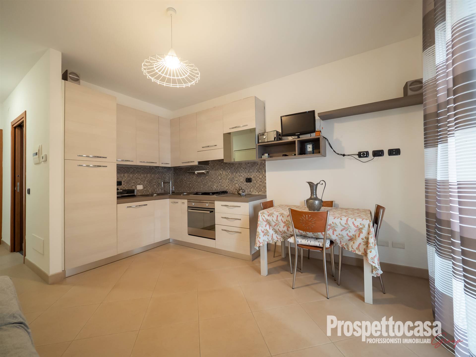 Appartamento in vendita a Trezzano sul Naviglio, 2 locali, prezzo € 200.000 | CambioCasa.it