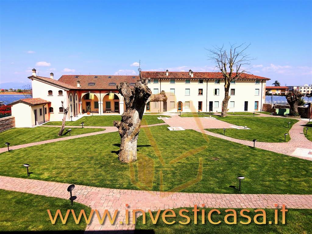 Appartamento in affitto a Vigasio, 3 locali, zona Località: CAPITELLO DI SOPRA, prezzo € 800 | CambioCasa.it