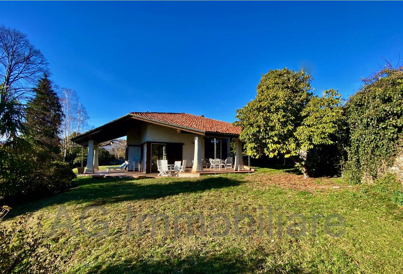 Villa in vendita a Verbania, 6 locali, zona nzolo, prezzo € 620.000 | PortaleAgenzieImmobiliari.it