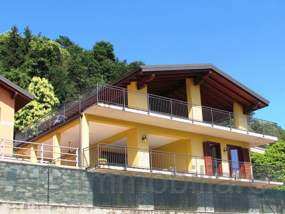 Villa in vendita a Vignone, 4 locali, prezzo € 550.000 | CambioCasa.it