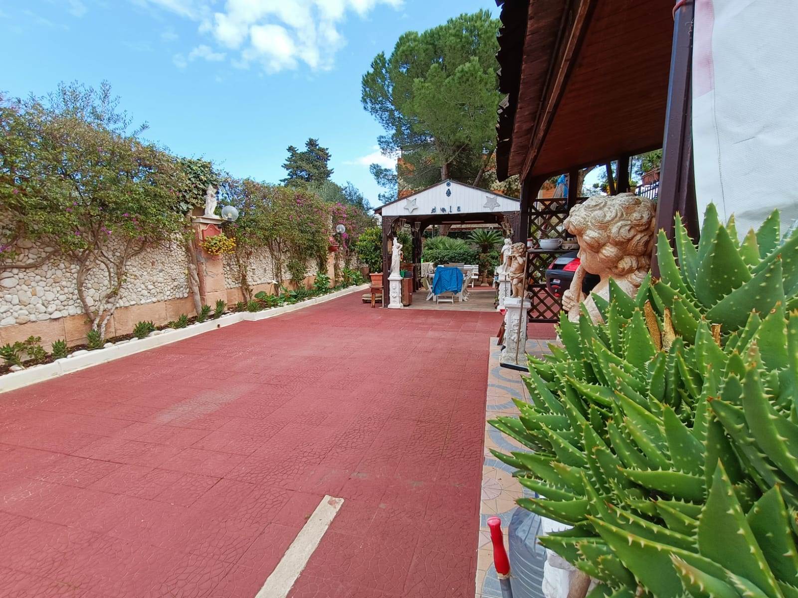 Villa in vendita a Bari, 6 locali, zona e a Mare, prezzo € 317.000 | PortaleAgenzieImmobiliari.it