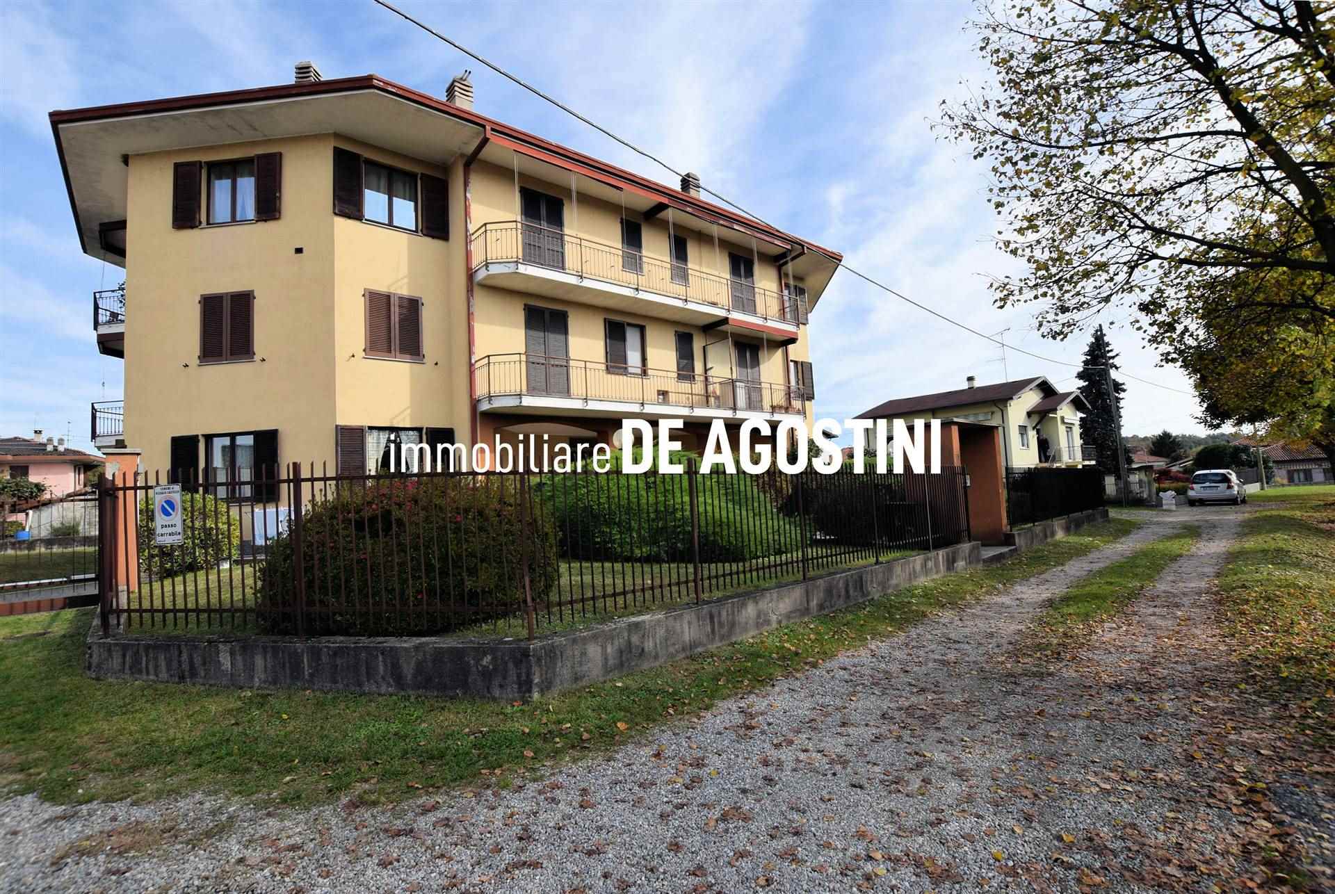 Appartamento in vendita a Oleggio Castello, 3 locali, prezzo € 115.000 | CambioCasa.it