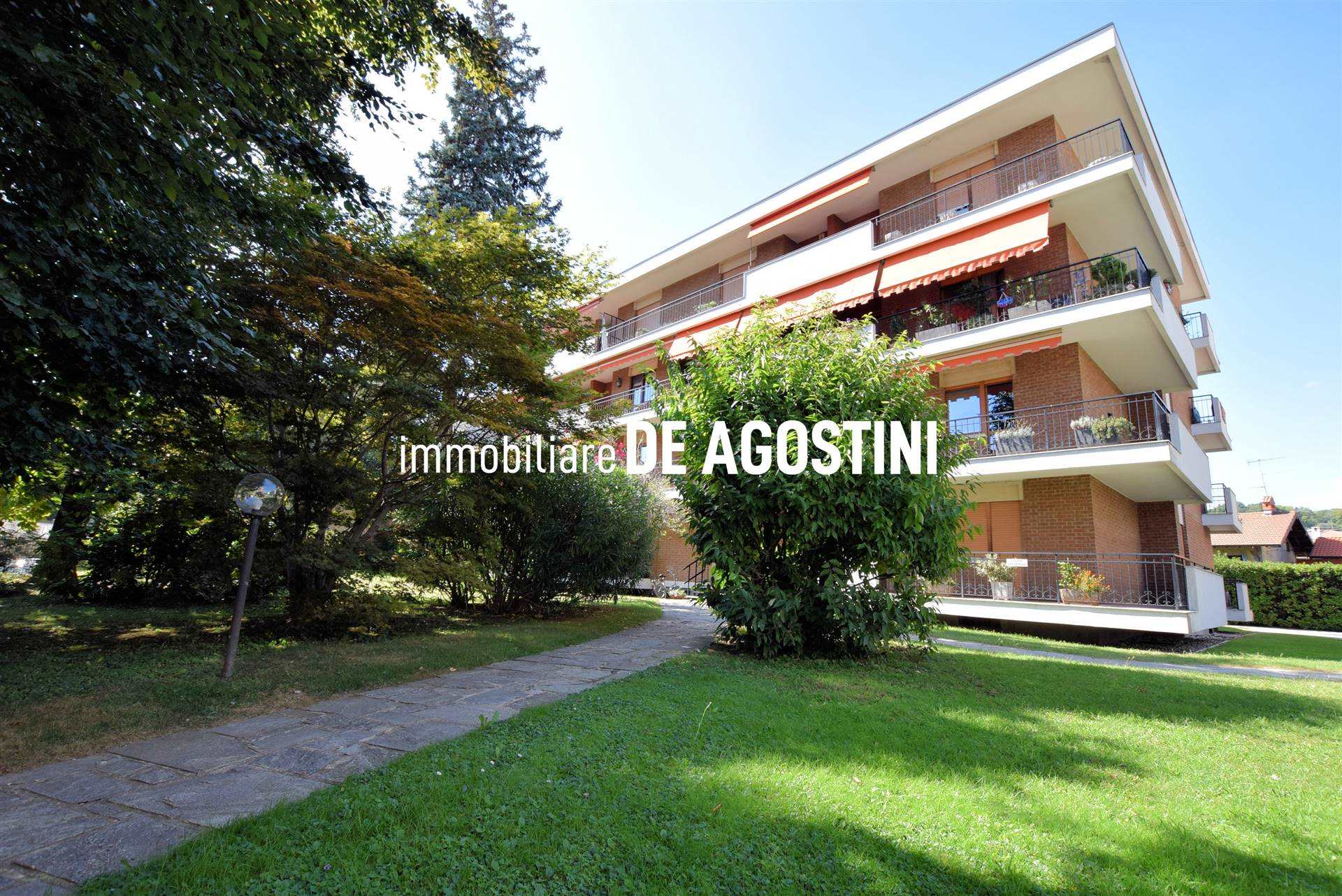 Appartamento in affitto a Arona, 6 locali, prezzo € 1.100 | CambioCasa.it