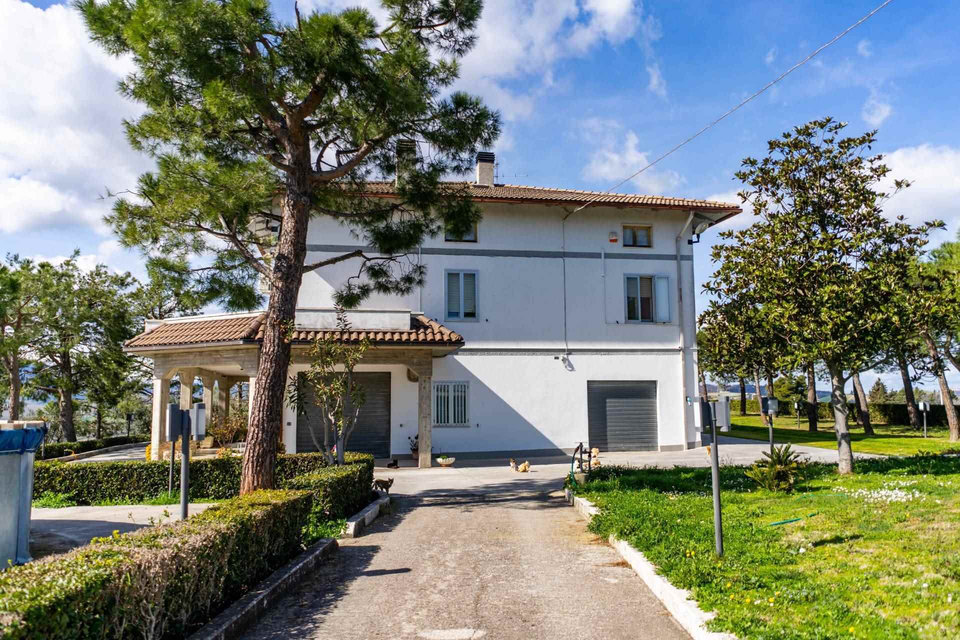 Appartamento in vendita a Cossignano, 4 locali, prezzo € 259.000 | PortaleAgenzieImmobiliari.it