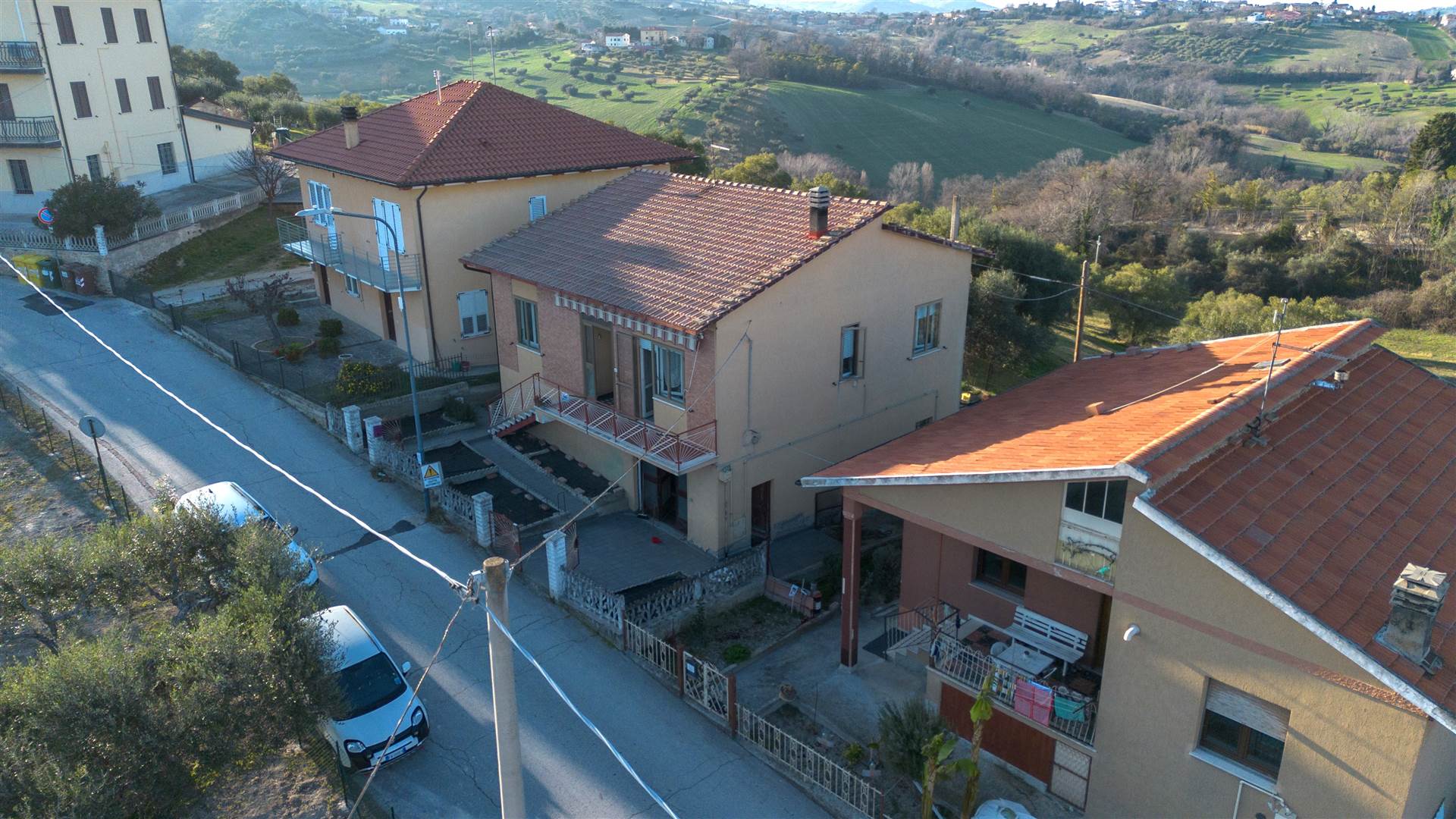 Appartamento in vendita a Cingoli, 3 locali, prezzo € 75.000 | PortaleAgenzieImmobiliari.it