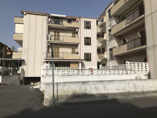 Appartamento in vendita a Roseto Capo Spulico, 3 locali, zona Località: MARINA SOTTO FERROVIA, prezzo € 36.000 | PortaleAgenzieImmobiliari.it