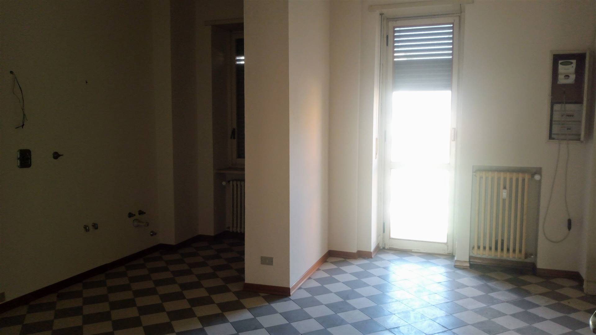 Appartamento in affitto a Biella, 4 locali, zona Località: SAN PAOLO, prezzo € 680 | PortaleAgenzieImmobiliari.it