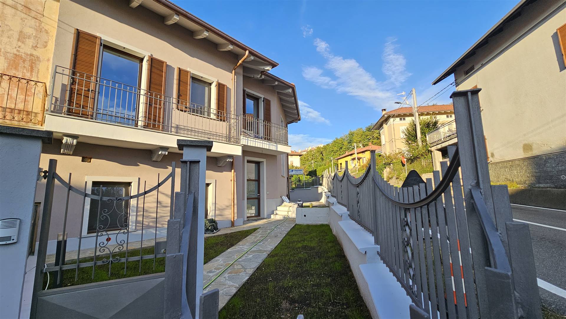 Villa in vendita a Cossato, 8 locali, prezzo € 198.000 | PortaleAgenzieImmobiliari.it
