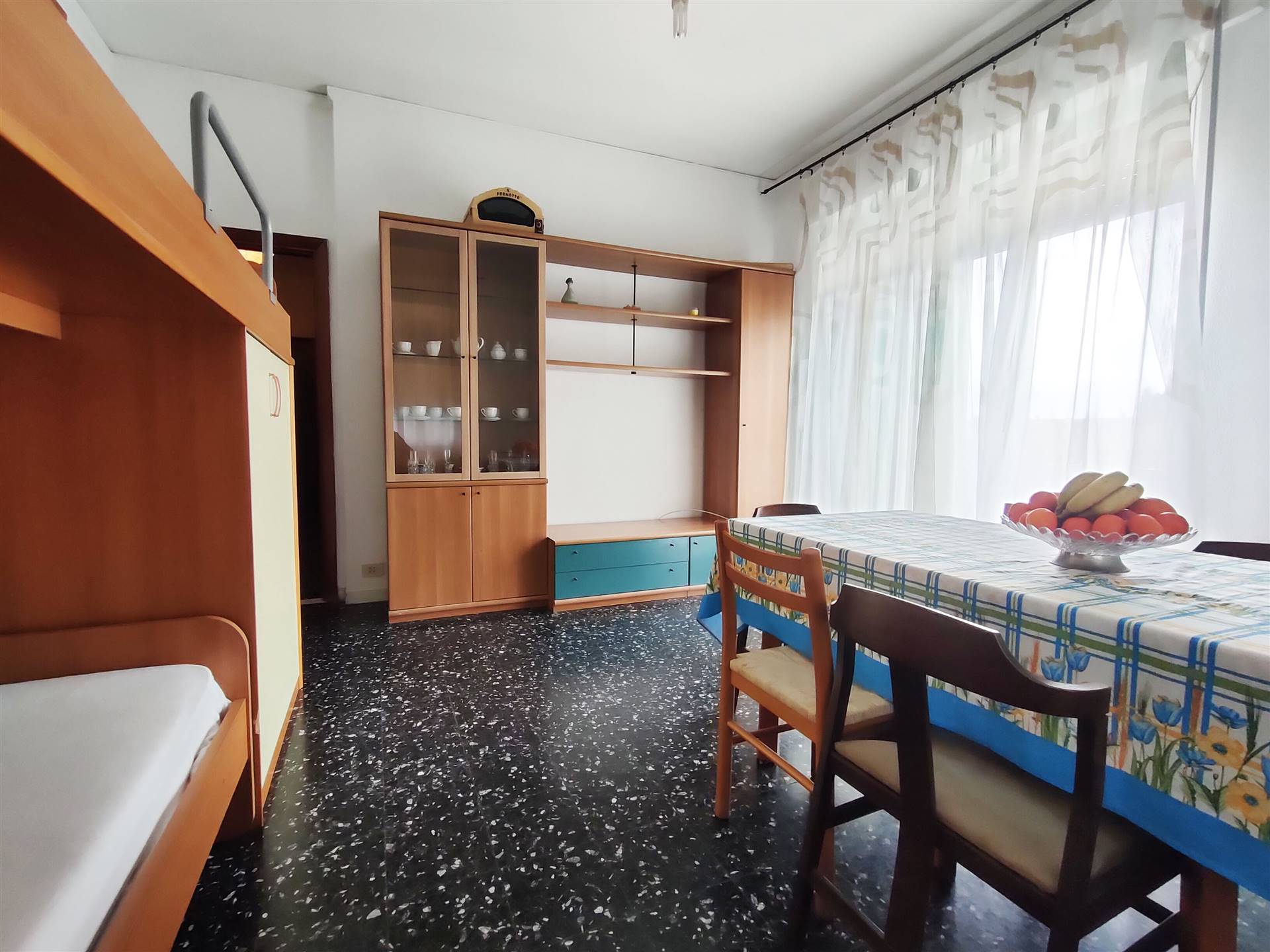 Appartamento in vendita a Lerici, 3 locali, zona Terenzo, prezzo € 250.000 | PortaleAgenzieImmobiliari.it