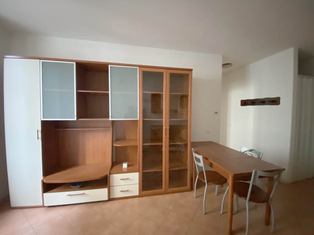 Appartamento in affitto a Piacenza, 2 locali, zona ro storico, prezzo € 400 | PortaleAgenzieImmobiliari.it