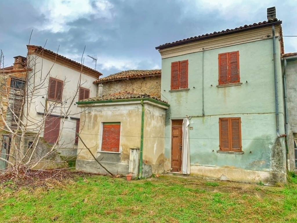 Rustico / Casale in vendita a Godiasco, 4 locali, zona Giovanni Piumesana, prezzo € 75.000 | PortaleAgenzieImmobiliari.it