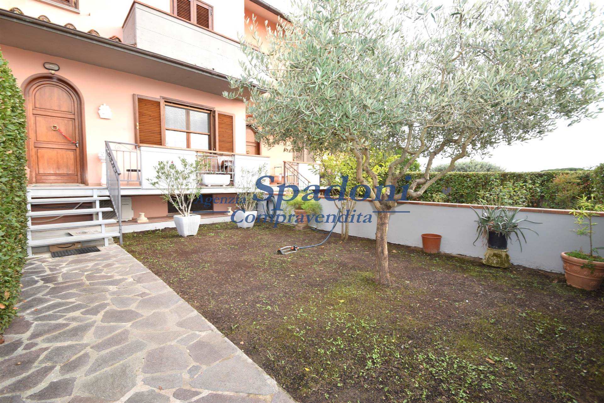 Villa a Schiera in vendita a Uzzano, 9 locali, prezzo € 388.000 | PortaleAgenzieImmobiliari.it