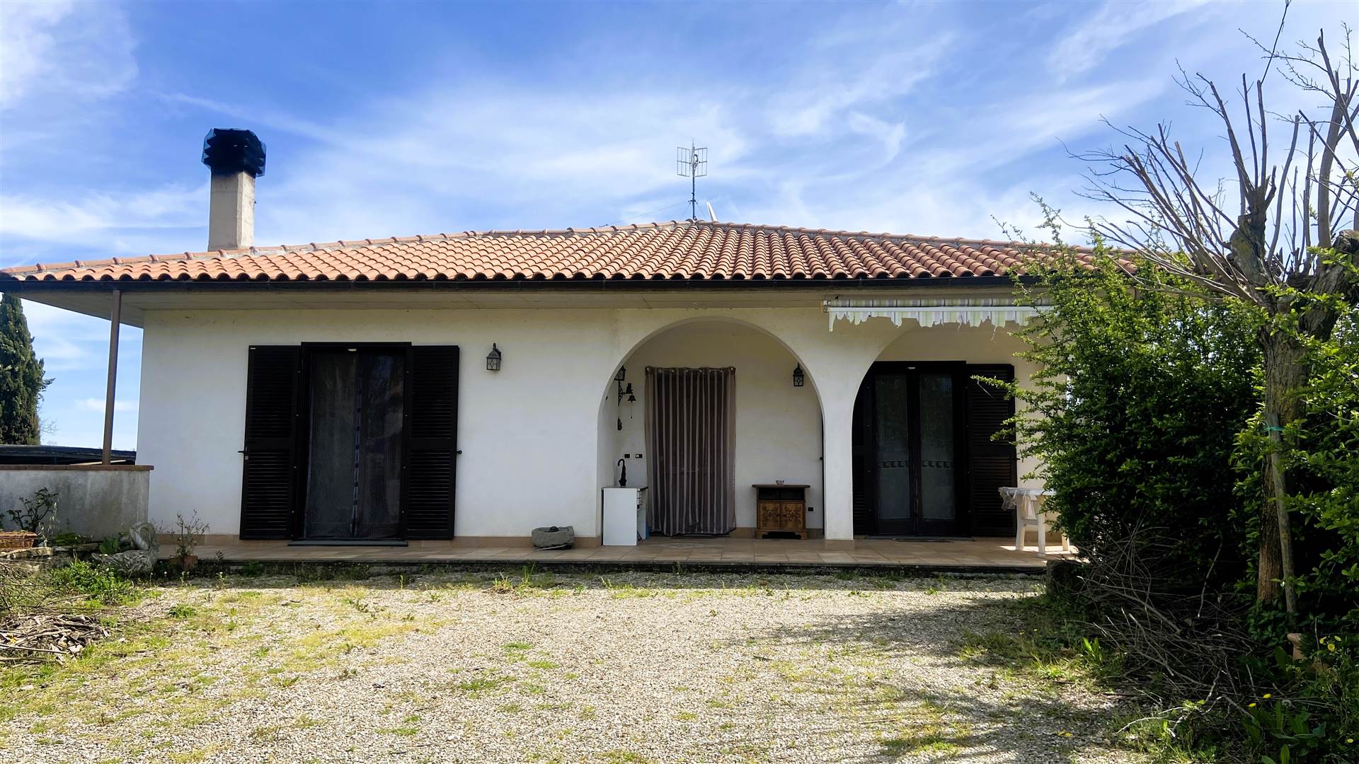 Villa Bifamiliare in Vendita a Montefiascone