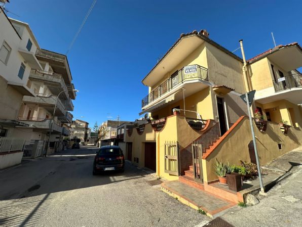 Appartamento in vendita a Ribera, 5 locali, zona Località: SECCAGRANDE, prezzo € 140.000 | PortaleAgenzieImmobiliari.it