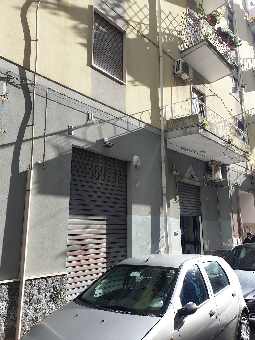 Negozio / Locale in Vendita a Salerno