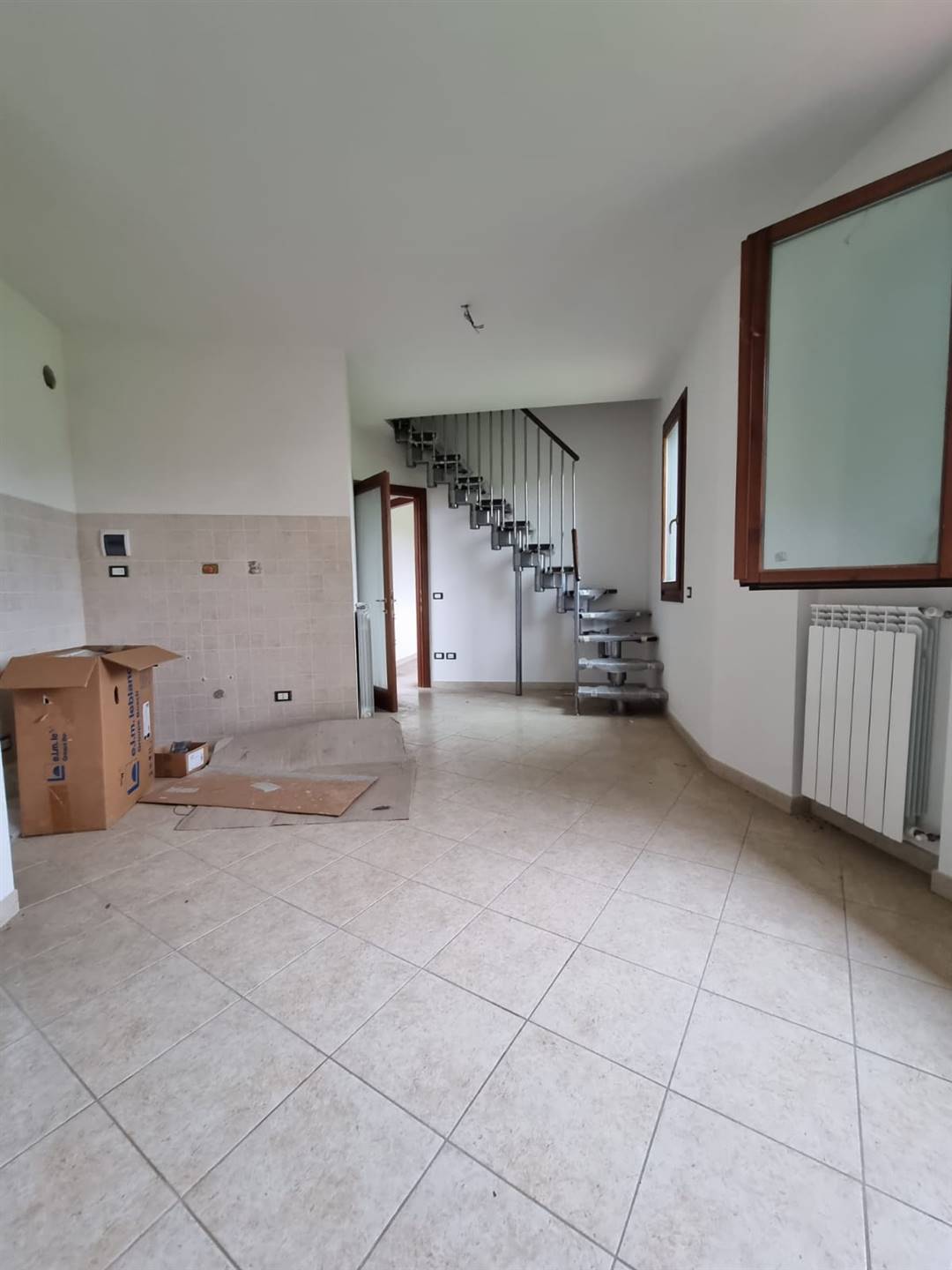 Appartamento in vendita a Carmignano, 5 locali, zona o, prezzo € 290.000 | PortaleAgenzieImmobiliari.it