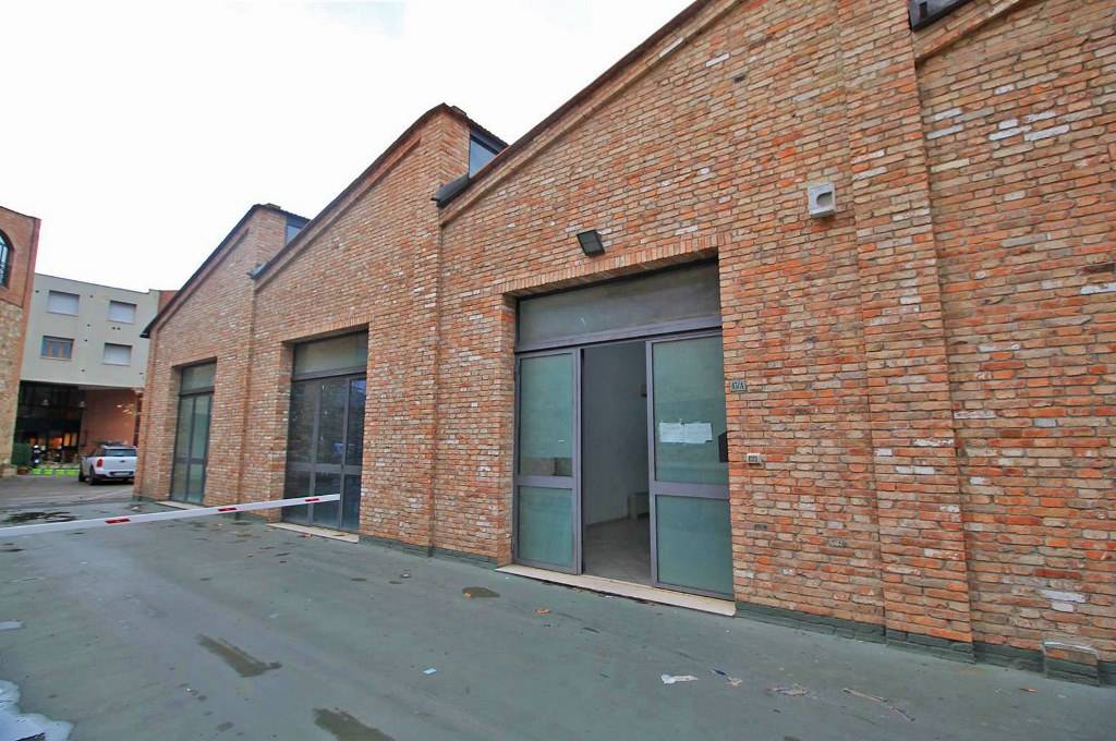 Laboratorio in vendita a Siena, 2 locali, zona Località: TOSELLI, prezzo € 219.000 | CambioCasa.it