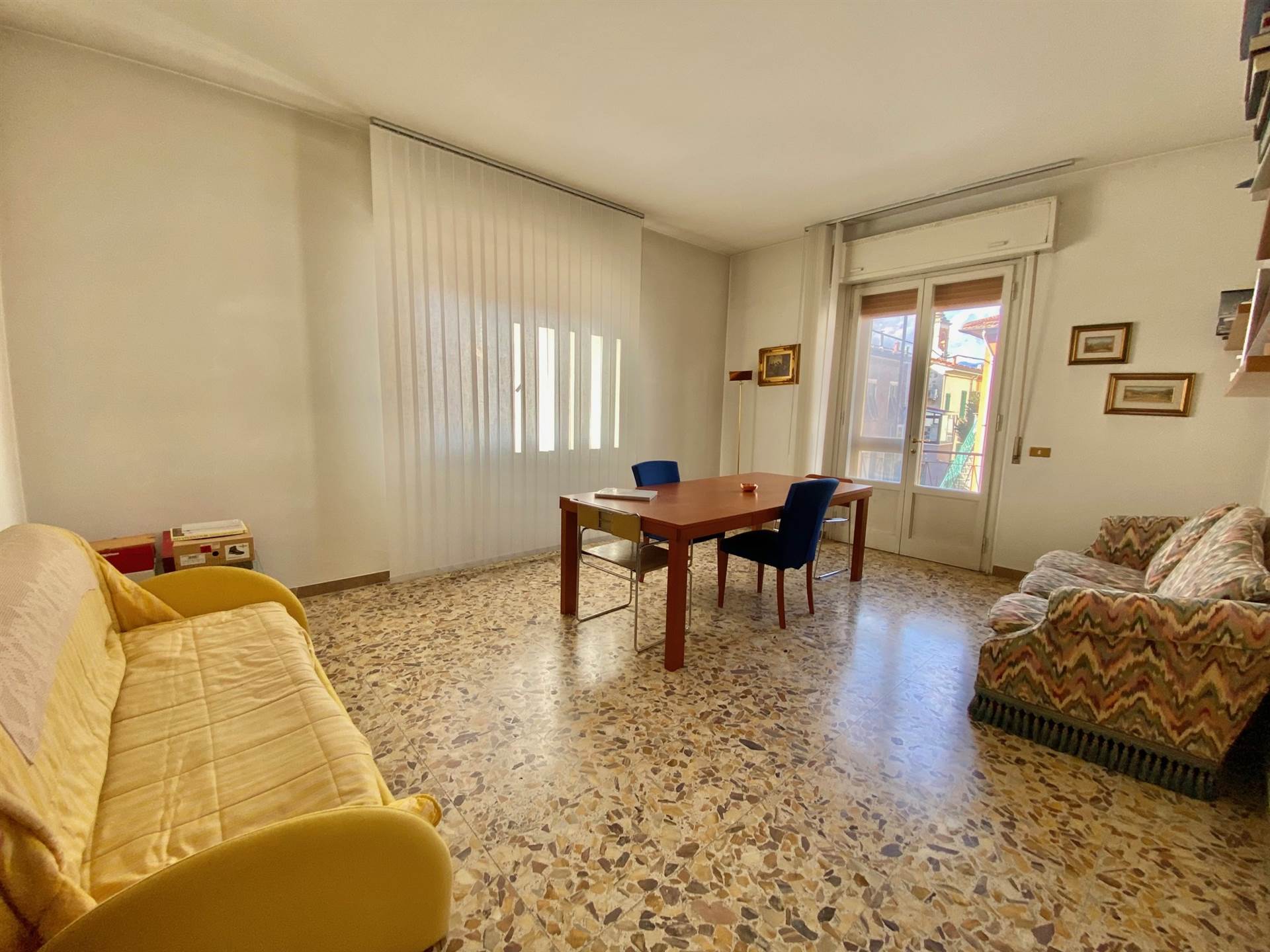 Appartamento in vendita a Pistoia, 6 locali, zona oia ovest, prezzo € 180.000 | PortaleAgenzieImmobiliari.it