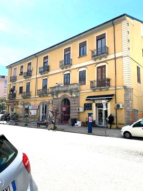 Quadrilocale in vendita a Cosenza