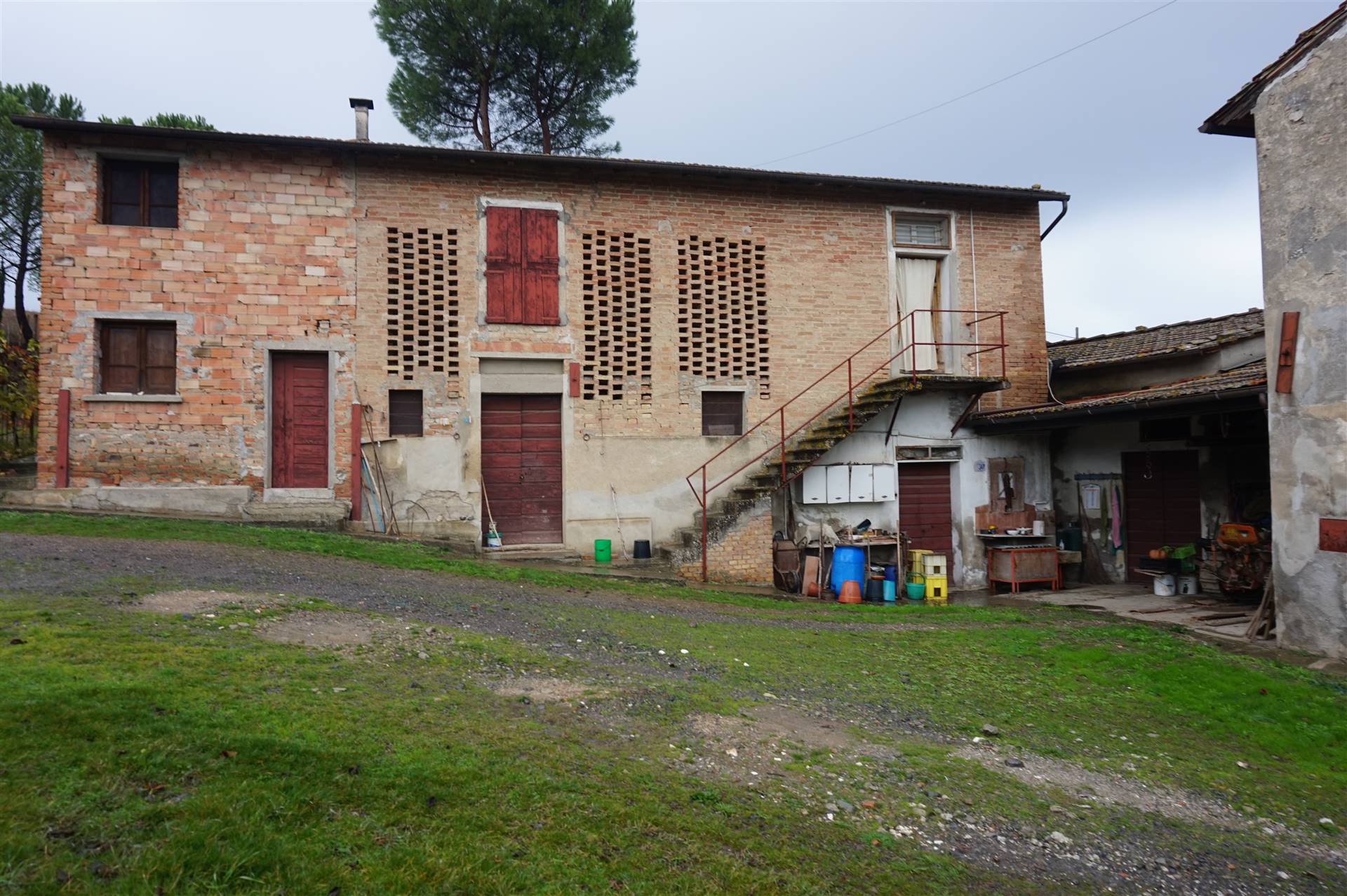 Azienda Agricola in Vendita a Castelfiorentino