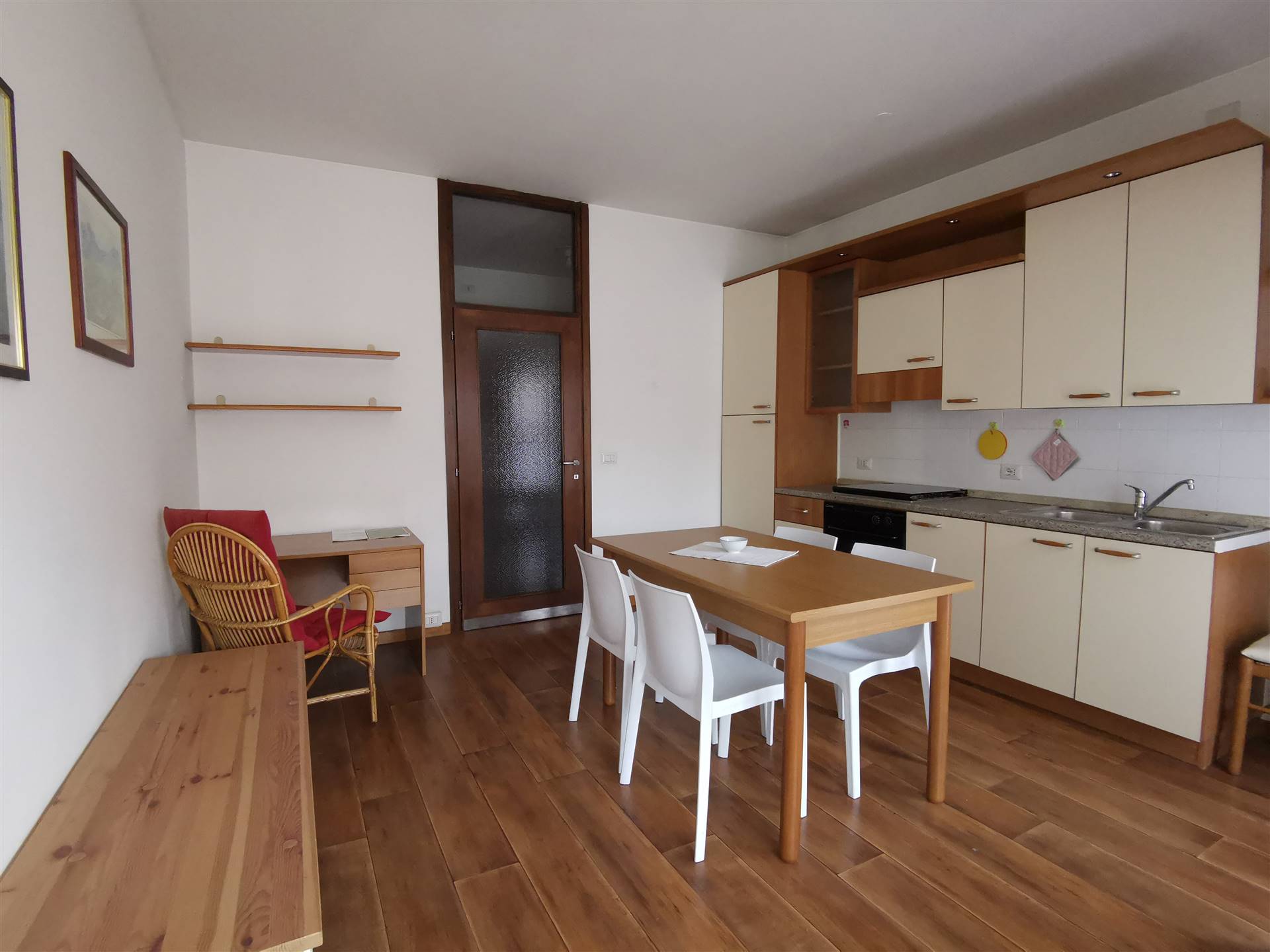 Appartamento in affitto a Sondrio, 2 locali, zona Zona: Centro zona Garibaldi, prezzo € 390 | CambioCasa.it