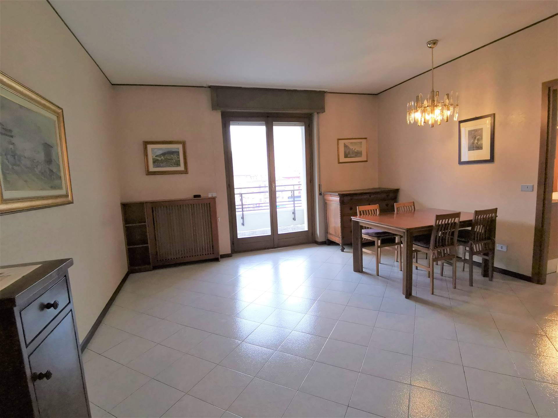 Appartamento in affitto a Sondrio, 4 locali, zona Zona: Centro zona de Simoni , prezzo € 600 | CambioCasa.it