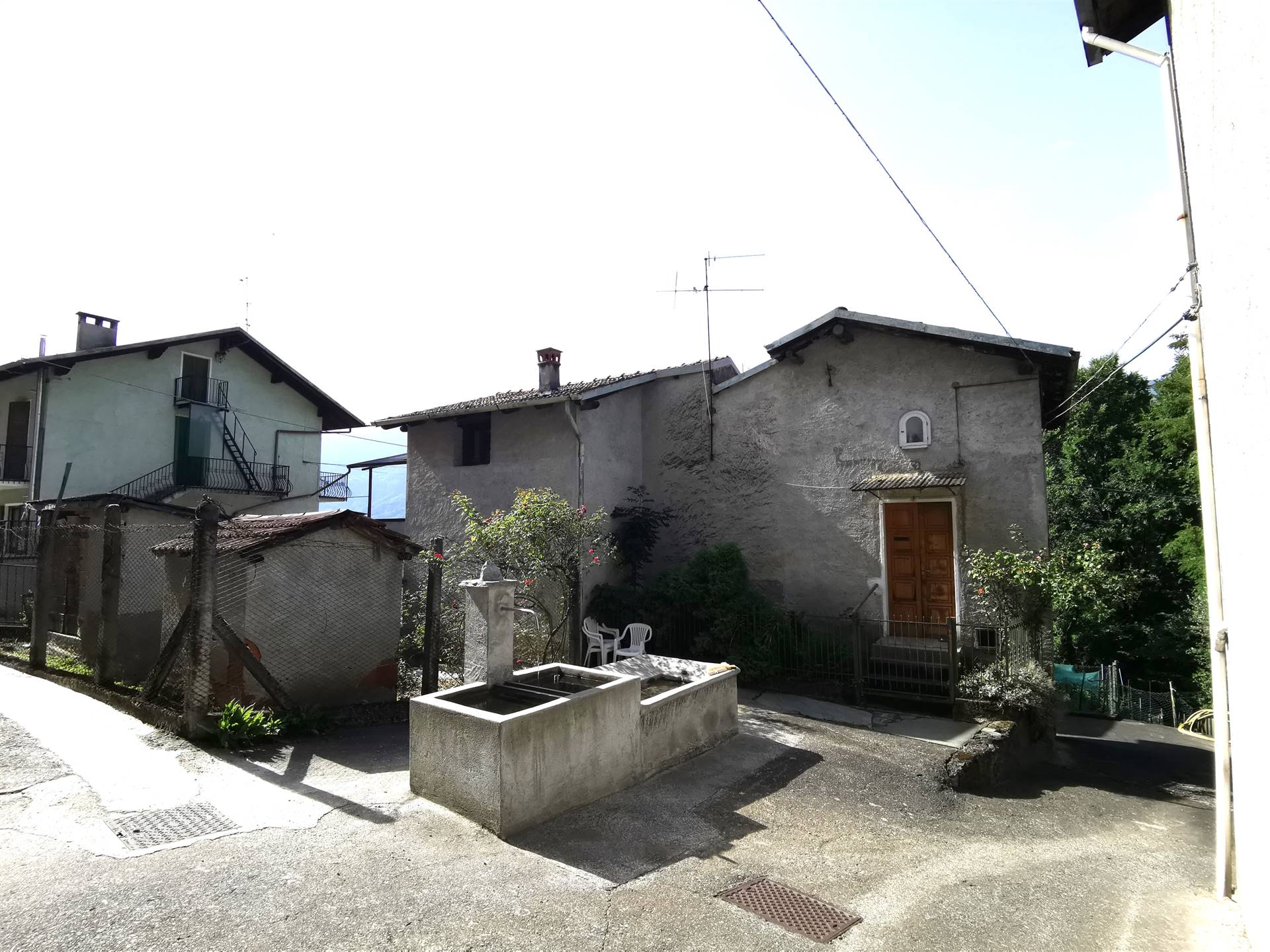 Soluzione Indipendente in vendita a Montagna in Valtellina, 4 locali, zona agna Alta (capoluogo), prezzo € 49.000 | PortaleAgenzieImmobiliari.it