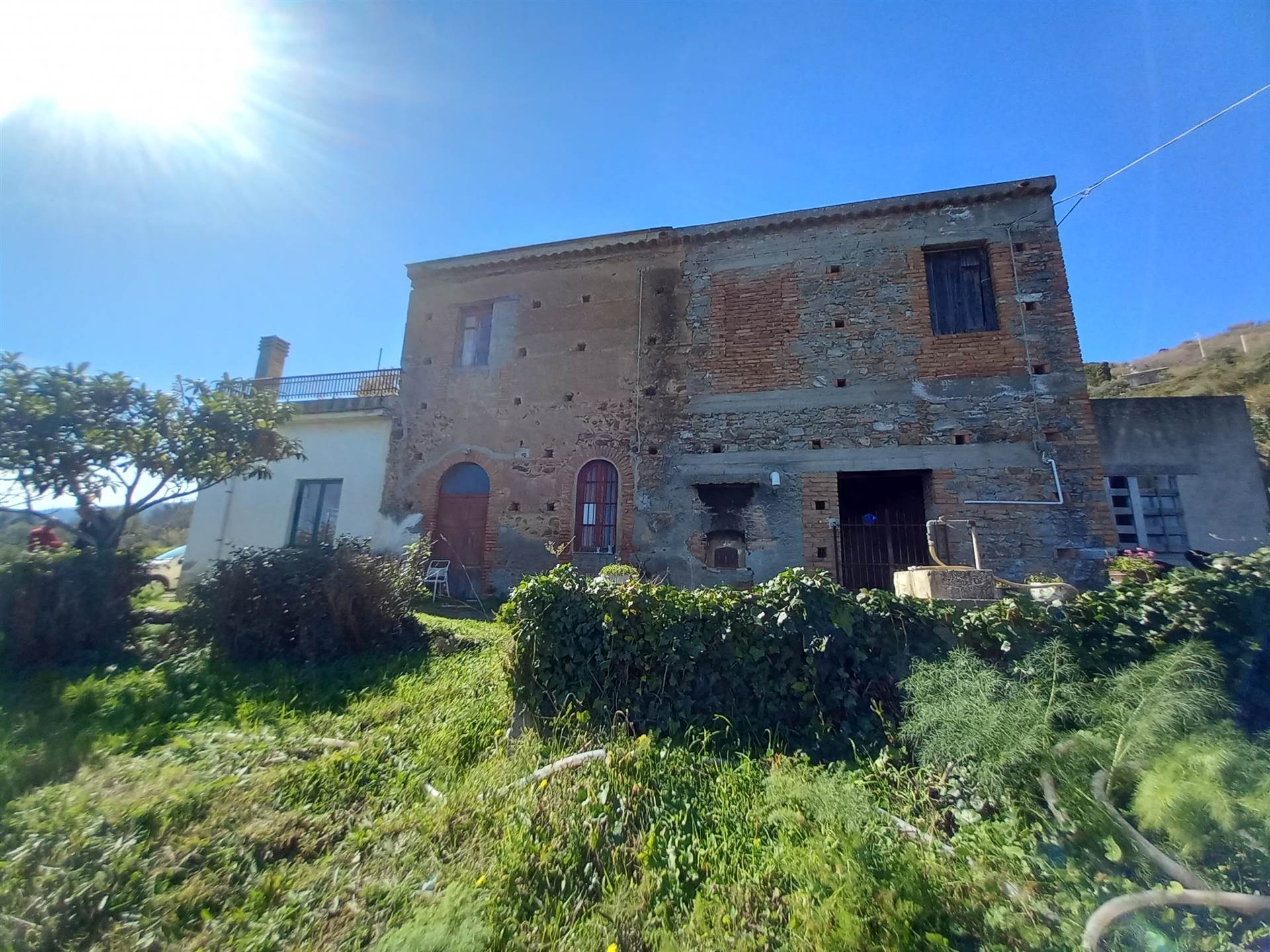 Rustico / Casale in vendita a Patti, 4 locali, zona entini, prezzo € 250.000 | PortaleAgenzieImmobiliari.it