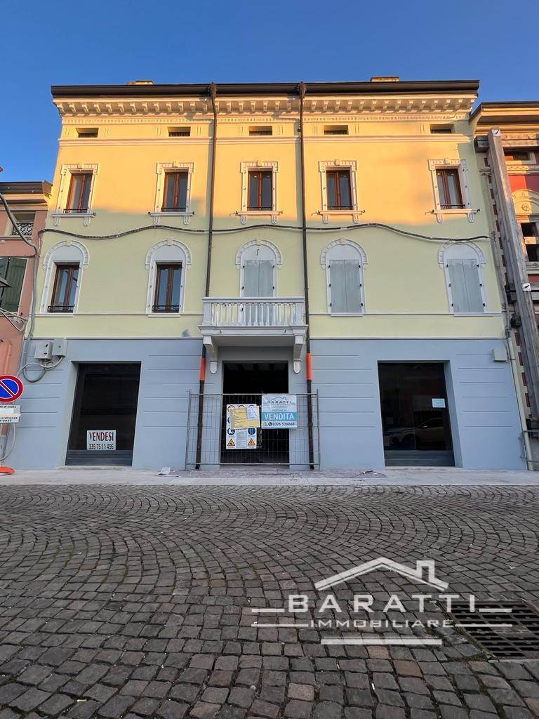 Appartamento in vendita a Novi di Modena, 2 locali, prezzo € 59.000 | PortaleAgenzieImmobiliari.it