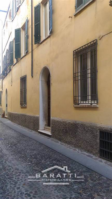 Ufficio / Studio in affitto a Mantova, 3 locali, zona ro storico, prezzo € 580 | PortaleAgenzieImmobiliari.it