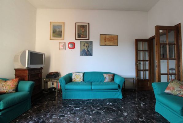 Appartamento in vendita a Colle di Val d'Elsa, 5 locali, prezzo € 139.000 | PortaleAgenzieImmobiliari.it