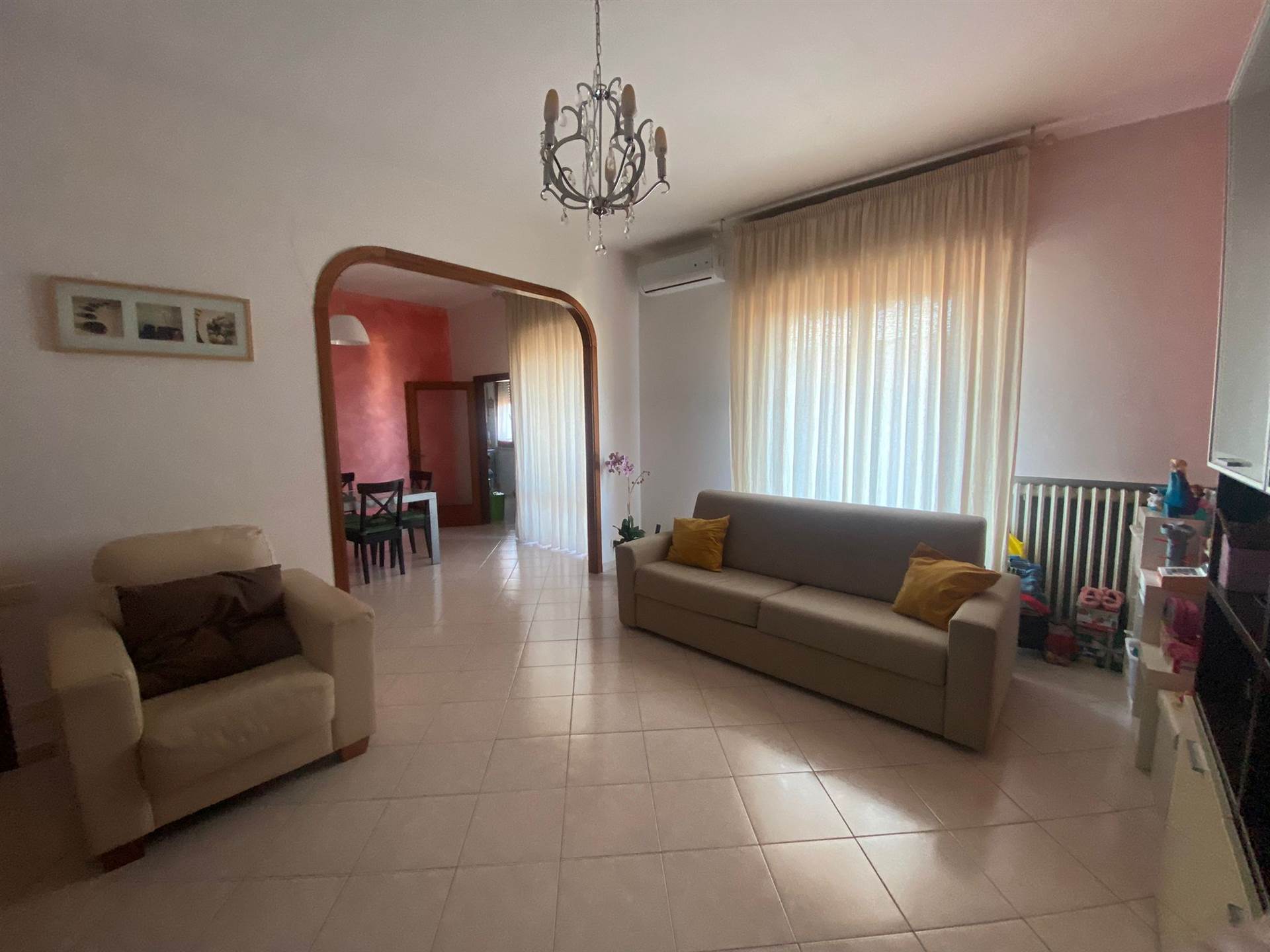 Appartamento in vendita a Certaldo, 6 locali, prezzo € 155.000 | PortaleAgenzieImmobiliari.it