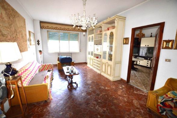 Appartamento in vendita a Lavello, 8 locali, prezzo € 83.000 | PortaleAgenzieImmobiliari.it