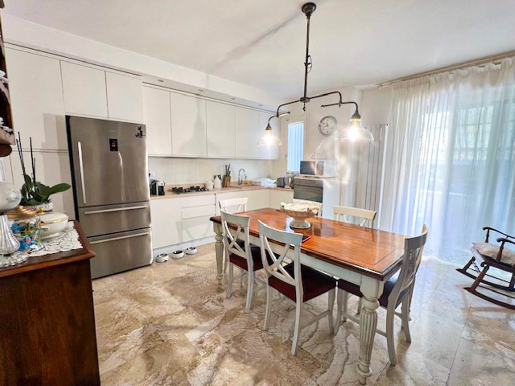 Appartamento in vendita a Castagneto Carducci, 5 locali, zona ratico, prezzo € 240.000 | PortaleAgenzieImmobiliari.it