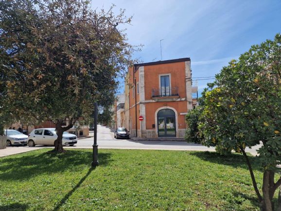 Soluzione Indipendente in affitto a Turi, 4 locali, prezzo € 850 | PortaleAgenzieImmobiliari.it