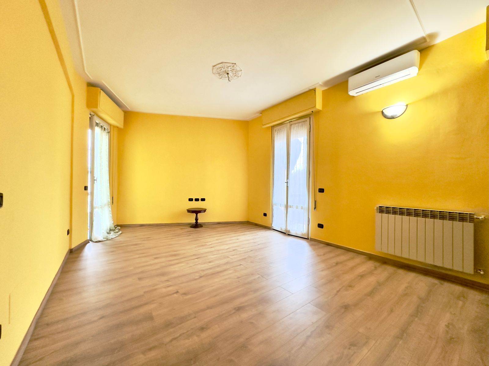 Appartamento in vendita a Firenze, 4 locali, zona Cascine, Cintoia, Argingrosso, L'Isolotto, Porta a Prato, Talenti, prezzo € 295.000 | PortaleAgenzieImmobiliari.it