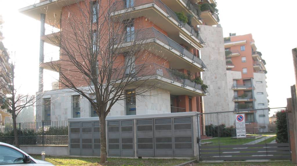 Appartamento in affitto a Saronno, 2 locali, zona Località: PISCINA, prezzo € 830 | PortaleAgenzieImmobiliari.it